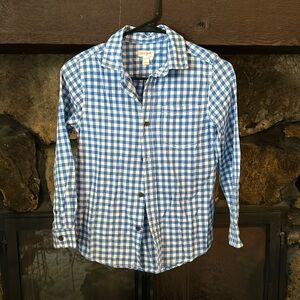 Cat & Jack 8/10 medium blue check button down boys cute!!